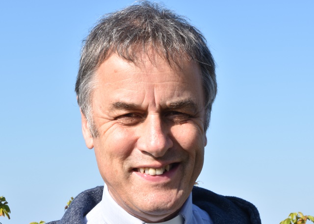 <p><strong>Revd Barrie Cooper</strong></p>